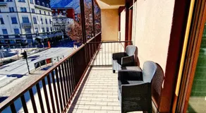 Zero Distance - 60 Steps to trains stations & Huge Terrace with Mountains View - Image 4