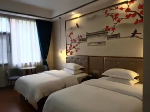 Cenxi Xingang Hotel - Image 2