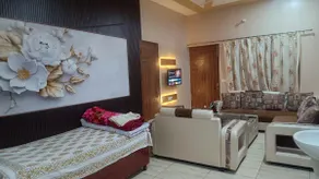 a cozy and luxury villa - Image 2
