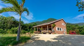 YOISAMA Sunset Beach House - Image 5