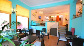Aethrio Guesthouse - Image 4