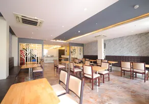 YAR INN CENTRAL - Image 3