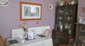 Camellia Lodge Guest House - Image 3