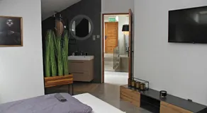 Player's Pool&Rooms - Image 2