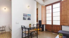 Borrell · Near ramblas - Image 5