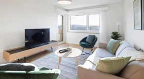 STAYY On Top Penthouse Premium Apartment near Airport 24h Self Check-in - Image 2
