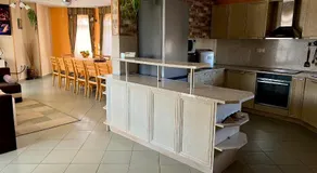 Guest House PETRA- Medovo, Sunny beach - Image 4