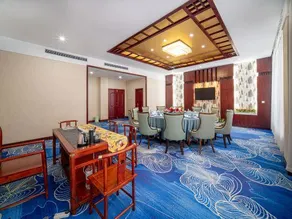 Quantai Hotel - Image 4