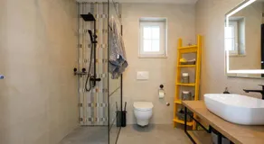 New&Modern apartment Dora - Image 2