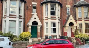 Nomi Homes*Exeter*City*Centre*Uni*Chiefs*Beaches - Image 3