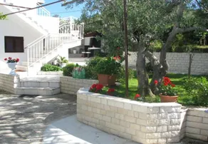 Apartment Mihovilovic A1 Slatine, Island Ciovo - Image 5