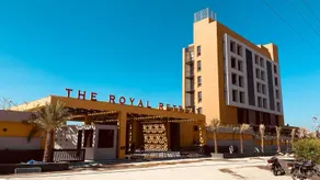 The Royal Retreat - Image 5