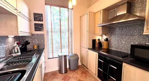 Fabulous 2 bed Historic Ground floor apartment Belper with free car parking next to property - Image 5