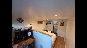 Annex in Chippenham with Parking and WIFI - Image 3