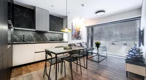 Botanical Garden Loft - Image 2
