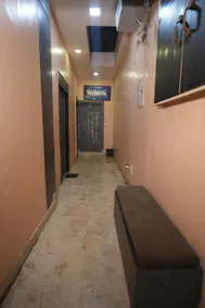 Shri Radhey Krishna Paying Guest House - Image 3