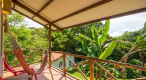Istmo Beach and Jungle Bungalows - Image 3