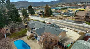 East Wenatchee Oasis 4BR, Pool, Hot Tub, Loop Trail - Image 4