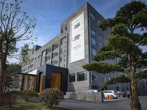 Huafu Hotel - Image 5