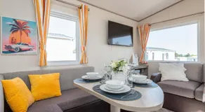Peaceful Spot at Seton Sands - 3-Bed Caravan - Image 3