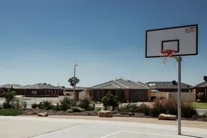 Stunning 3BR Shepparton Home - Image 3