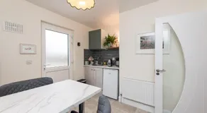 Foxglove House - Image 3