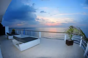 Ocean View Residence - Image 4