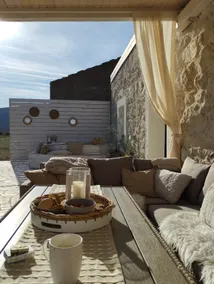 Kamena kućica sa velikom terasom i jacuzzijem - Image 3