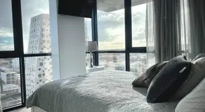 Enjoy a little Luxury in Adelaide CBD - Perfect! - Image 2