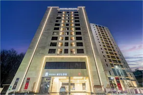 Uiwang Milos Hotel - Image 1