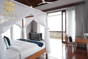 Villa Harimau - Pinewood Room | by Royal Suites - Image 2
