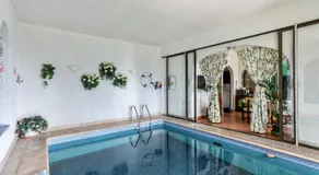 Studio en bord de mer à Menton avec piscine privée 80 m² - Image 5