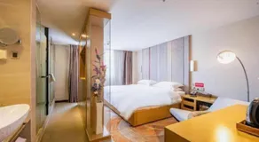 Zmax Hotel·Yantai Shimao Binhai Plaza - Image 4