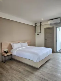 Emm House - Image 5