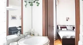 BumbleBee Apartment with AC - Image 2
