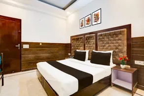 Collection O Aerocity Near Mahipalpur - Image 2