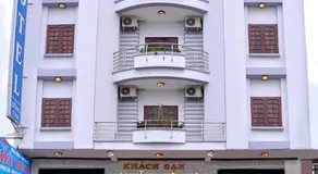 Du Hung 2 Hotel - Image 3