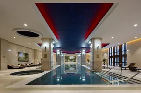 Yin Run Jin Jiang Castle Hotel - Image 2
