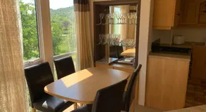 Private Countryside Holiday Cabin 10 mins from Brighton - Image 2