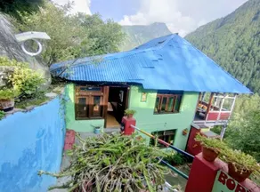 Bobkin's Aryan Homestay - Image 5