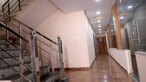 Hotel Blue Pine – Har Ki Pauri Road - Image 3