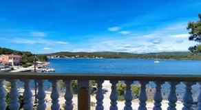 Apartments Grbac Veli Rat-Seaside - Image 3
