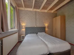 Bungalow à Weert avec Ponton Privé - Image 2