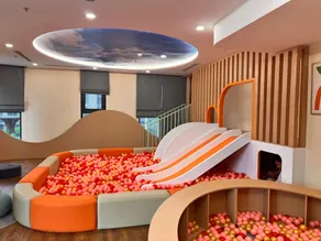 Vinhomes Grand Park Homestay - Opus One House - Image 2