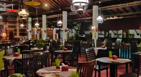 Paku Mas Hotel - Image 5