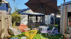 WOODY Pt - AMAZING 1970's SHARE HOUSE BY THE SEA-4 rooms available! - Image 5