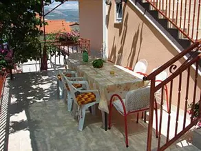 Apartment Sima A1 Mastrinka, Island Ciovo - Image 2