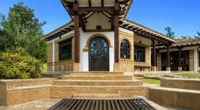Hacienda Cascanueces - Image 2