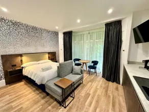 Rhode Lane - Serviced Apartments Bridgwater - Image 4