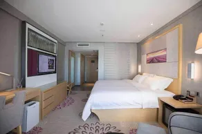 Lavande Hotels Yuxi Times Square - Image 4